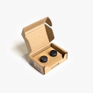 black screw b 600x600 1