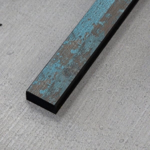 blue oxide single lamella closeup 600x600 1