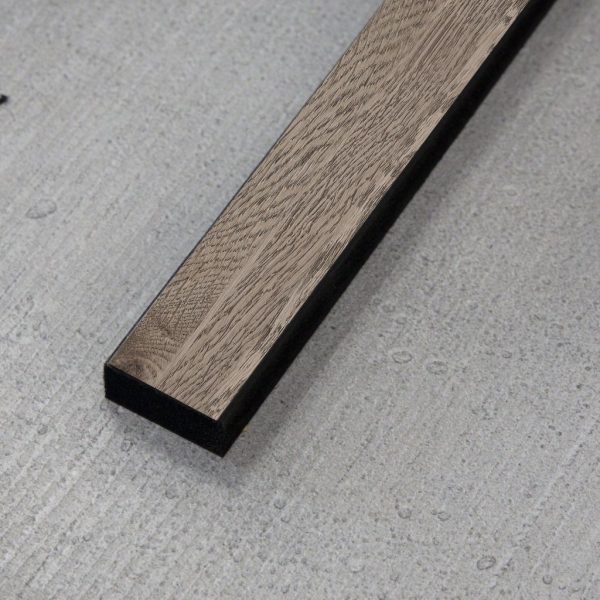 rustic grey oak single lamella closeup 600x600 1