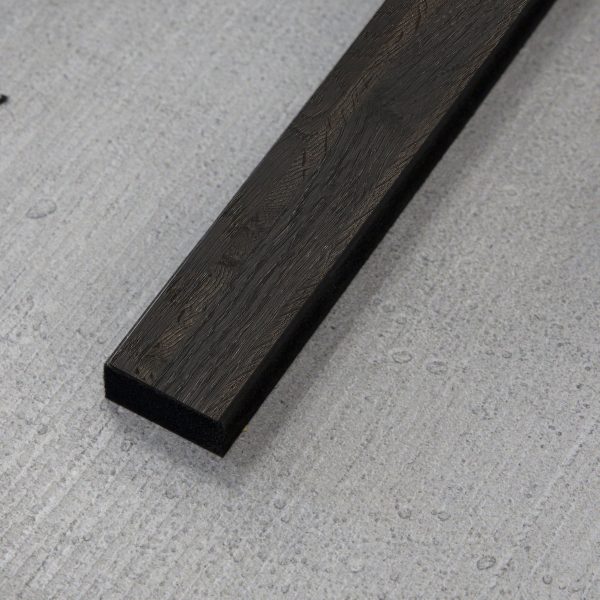 smoked oak single lamella closeup 600x600 1